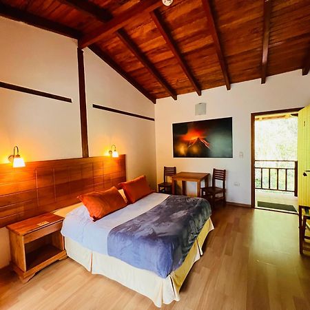 Mama Tungu Hostel Baños Екстериор снимка